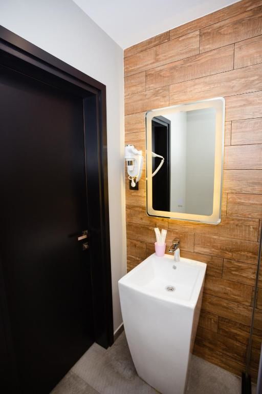 Отель Eleven Hotel and Hall Алматы-57